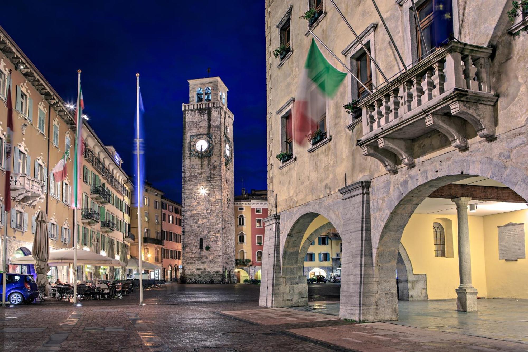 Riva Lago E Spiaggia Apartment 2 - Happy Rentals 외부 사진